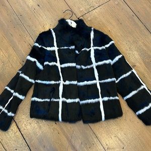 Rabbit fur jacket amazing fit